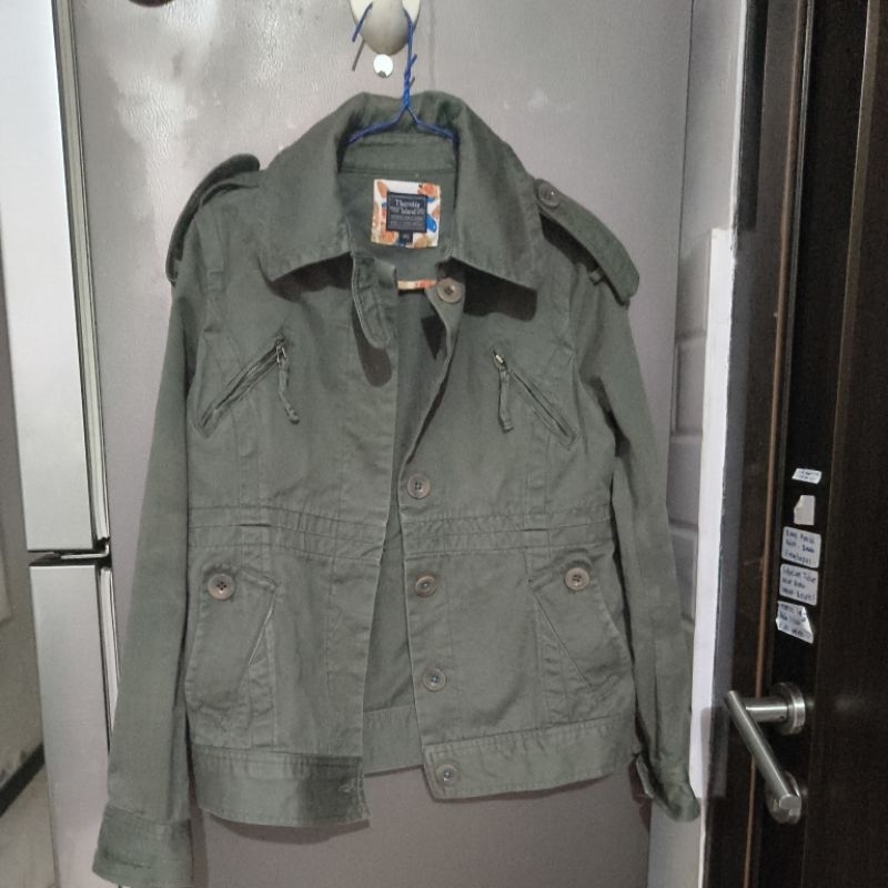 atasan parka jeans army thursday island preloved