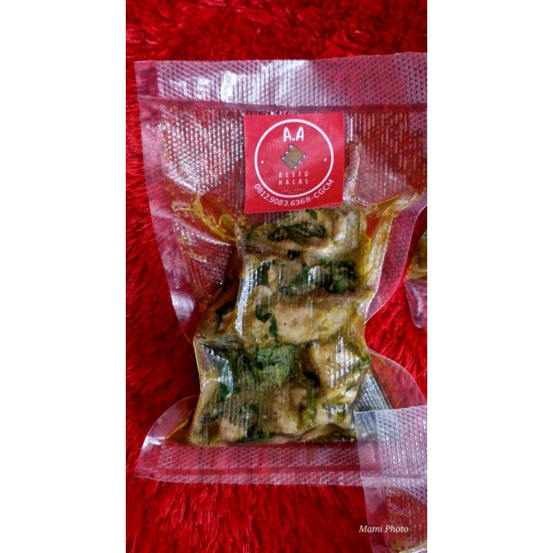 

Ayam Rica-rica rawit hijau