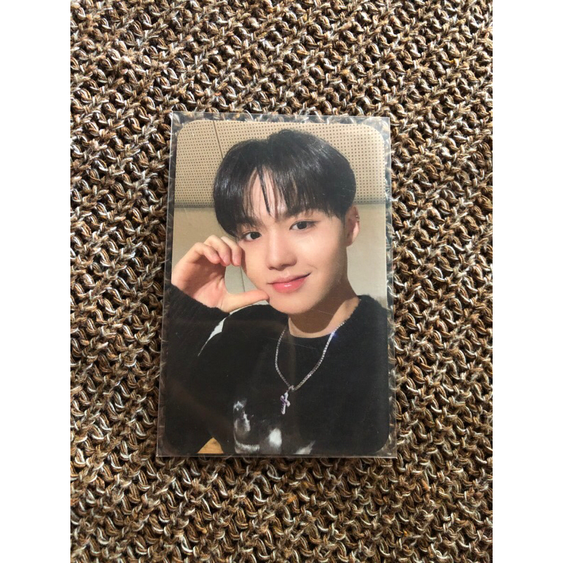 

PHOTOCARD TREASURE DOYOUNG|| 2023 TREASURE CONCERT REBOOT IN SEOUL