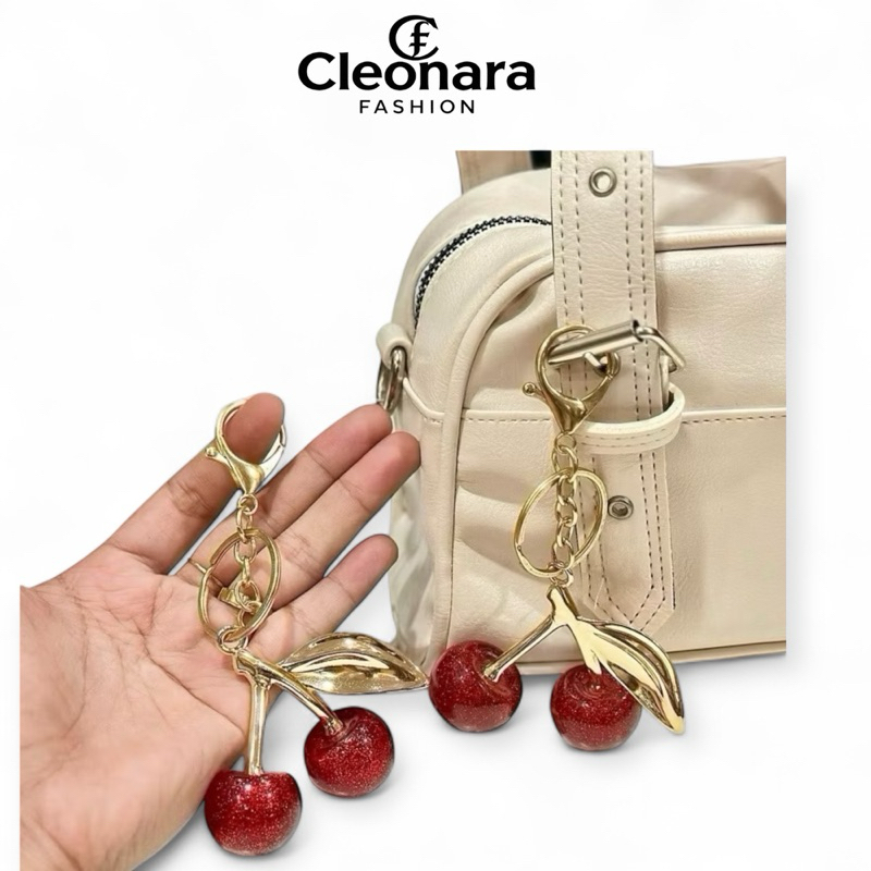 GANTUNGAN CHERRY COACH CHERRY CHARM CERRY