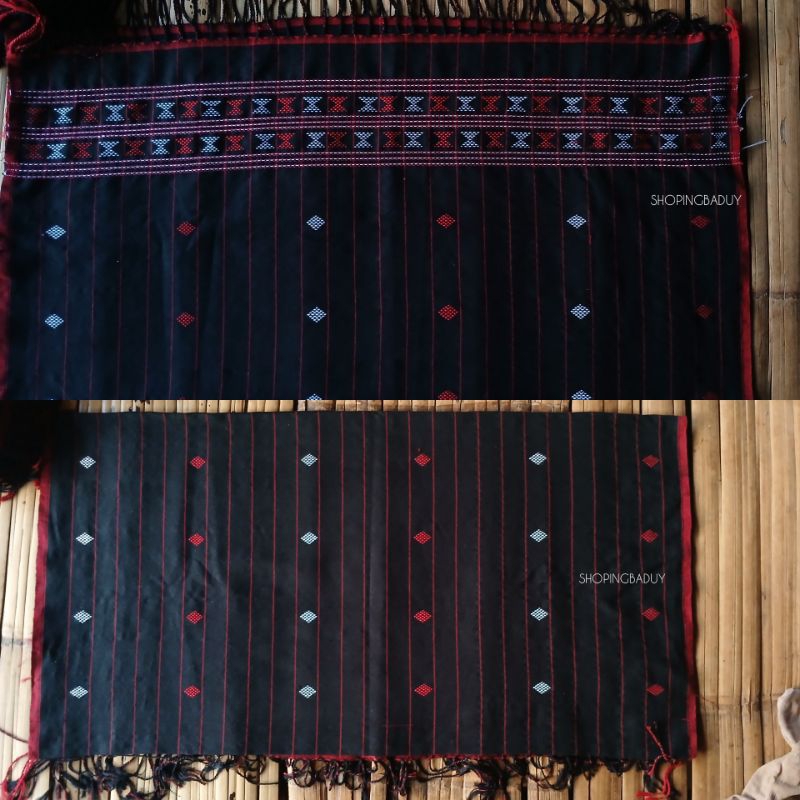 kain tenun Baduy motif adumancung totol,warna hitam x putih x merah