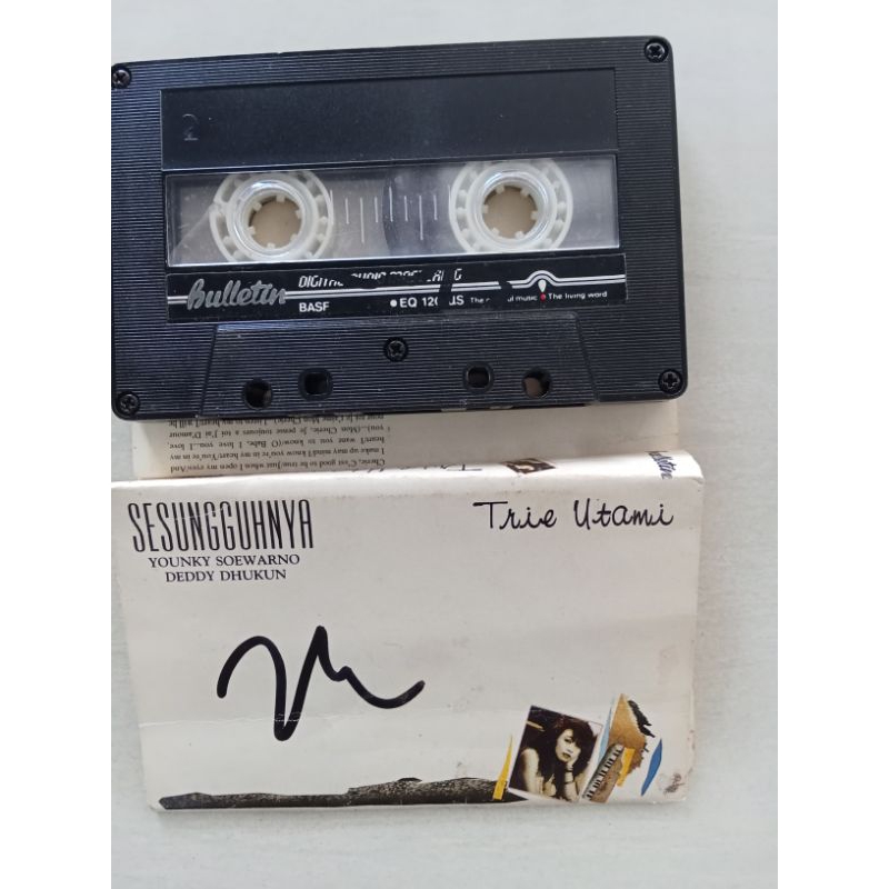 kaset pita  ARTIS  LEGENARIS TITIEK SANDHORA