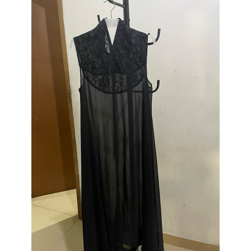 Preloved outer gamis hitam cifon ceruti