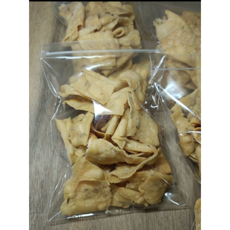 

Kue bawang 250gr/keripik bawang/pangsit bawang/snack