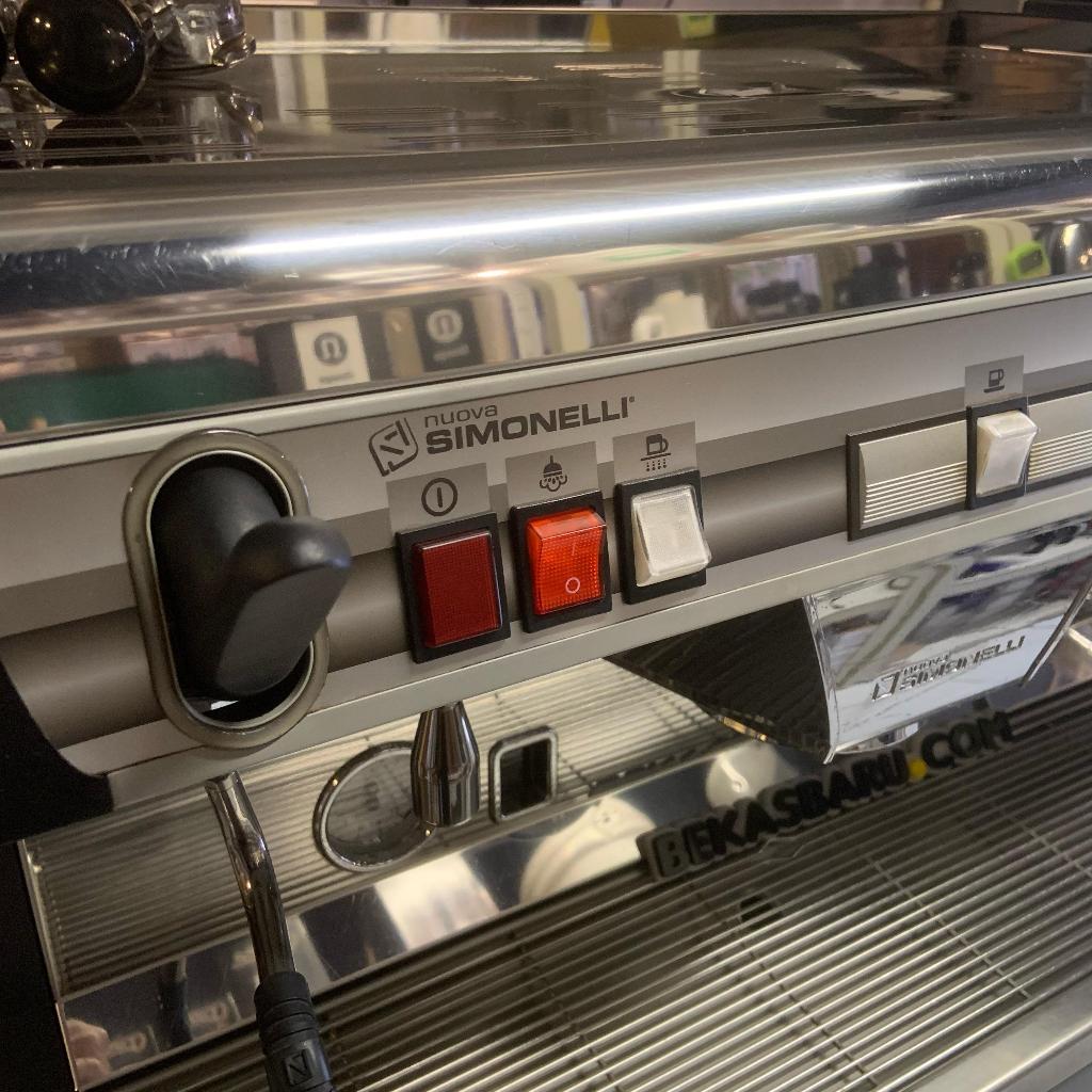Mesin Kopi Simonelli Appia 2 Manual Second