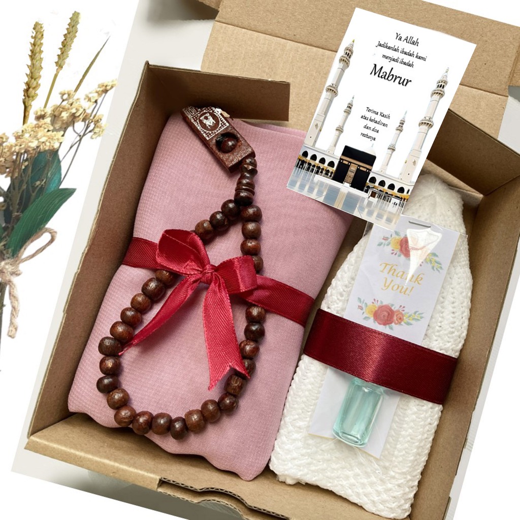 

Souvenir Hempers Haji dan Umroh Oleh Oleh Hijab Bella Square Peci Tasbih Parfum Hadiah Murah