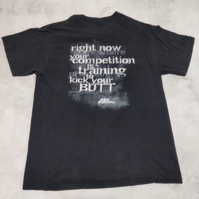 baju kaos pria no fear hitam