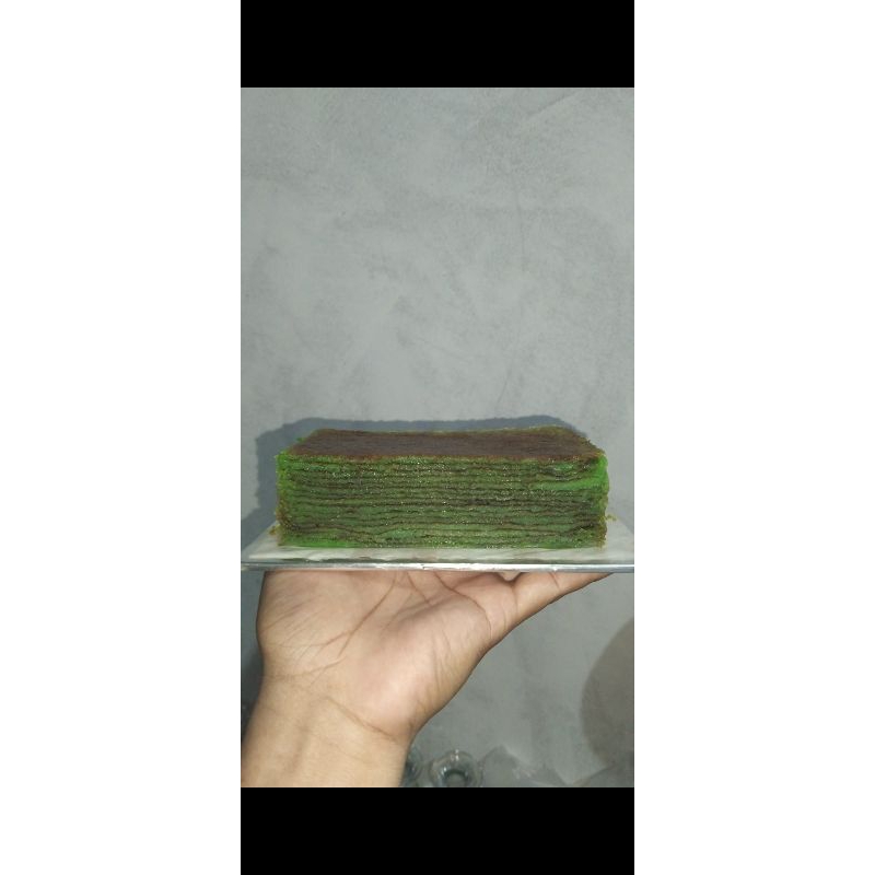 

kue lapis pontianak