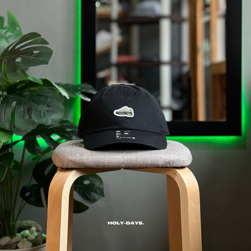 Topi Nike Club Unstructured Patch Cap Air Max 95 Black Original Resmi