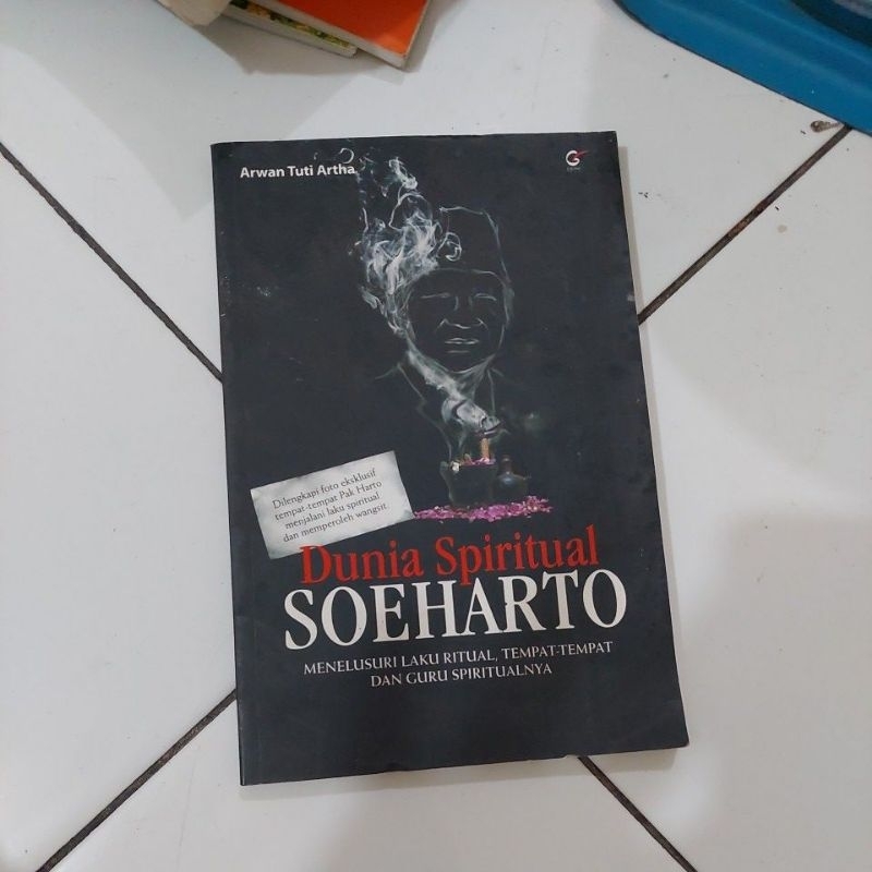 BUKU DUNIA SPIRITUAL SOEHARTO