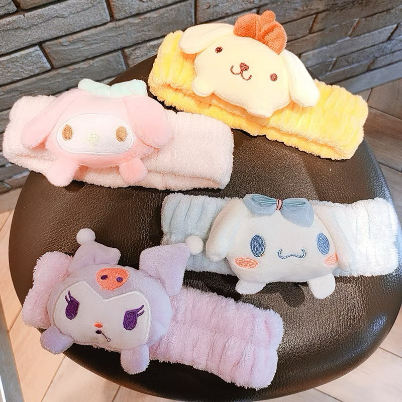 BANDO HANDUK KECIL CINAMOL/ BANDANA HANDUK BONEKA CINNAMOROL KUROMI