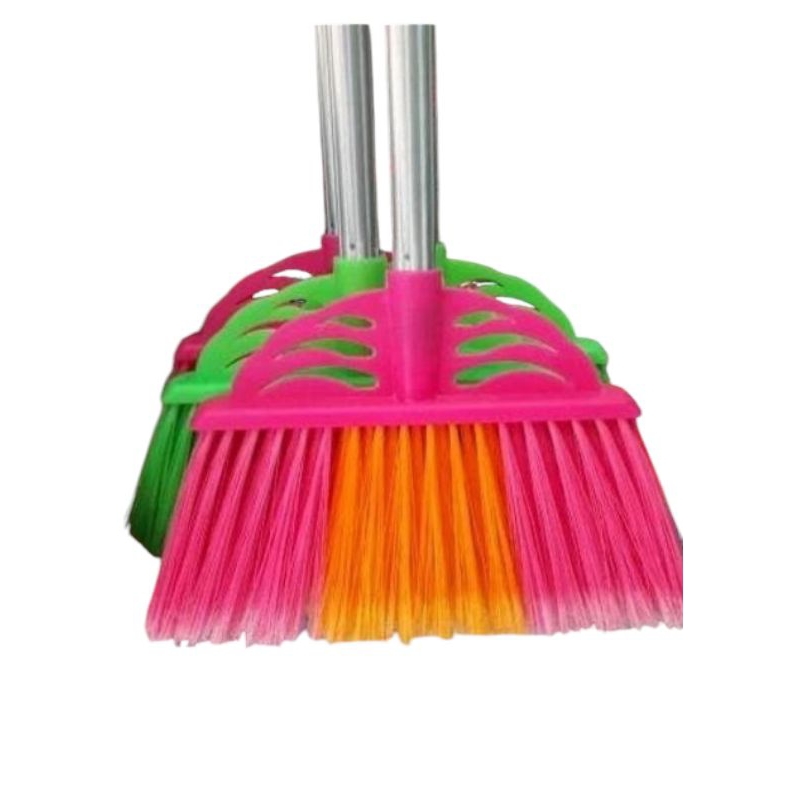 sapu nilon saporo / sapu plastik nilon / sapu plastik / sapu nilon / sapu saporo / sapu murah / sapu