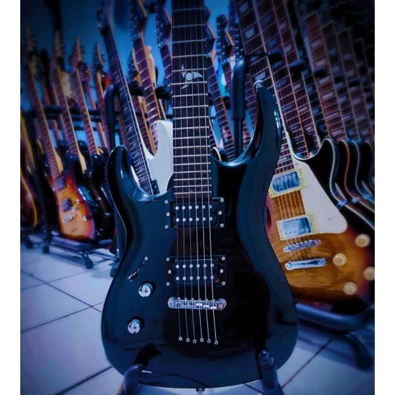 Gitar elektrik legator ninja lefty/ kidal kondisi baru sudah seting Wenak tinggal jrankk....