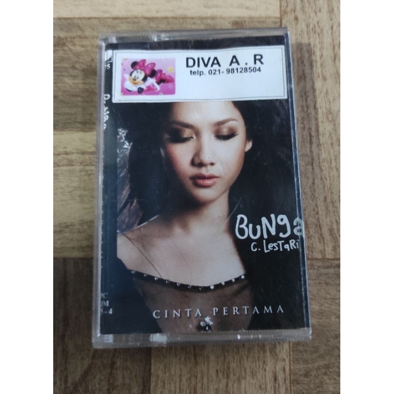 kaset pita BUNGA CITRA LESTARI "cinta pertama"