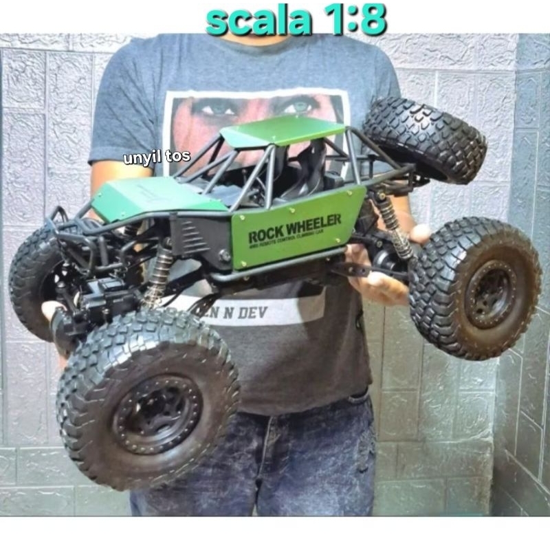 mobil remote rc jumbo scala 1:8 rock crawler wheler strong speed