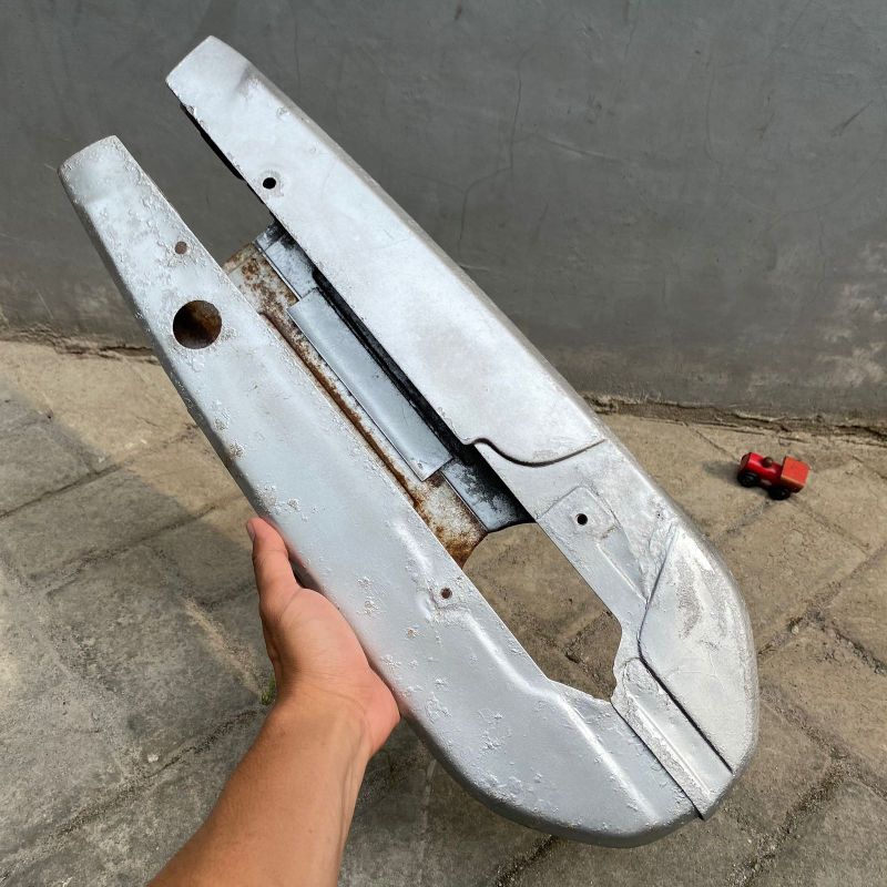 tutup rante katengkas suzuki Crystal original