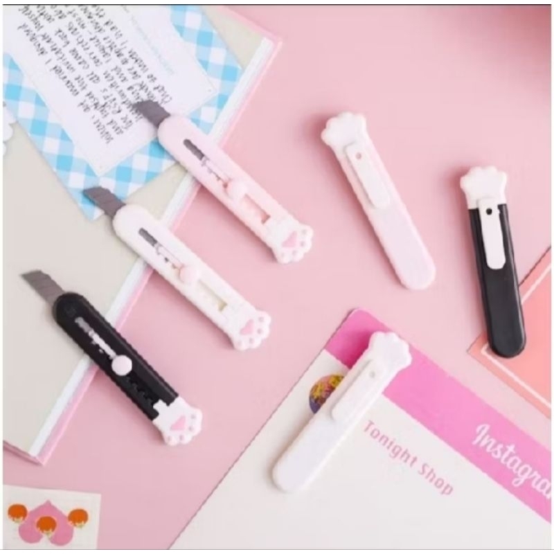 

Cutter Mini Portable Karakter Kartun