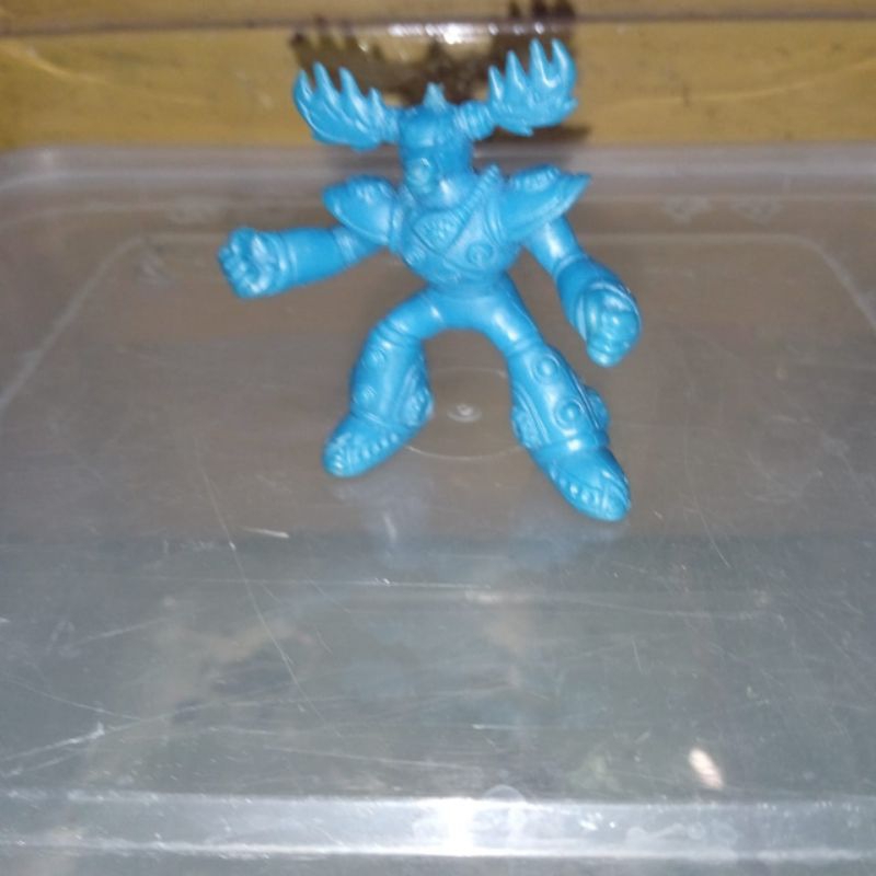megaman mini figure karet jadul flame staag
