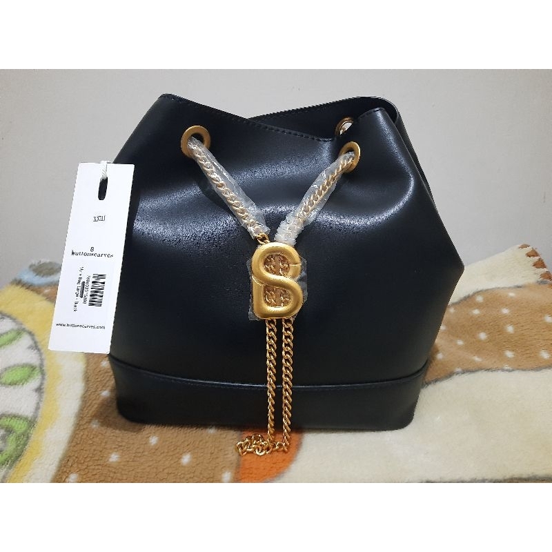 myra bag large / buttonscarves