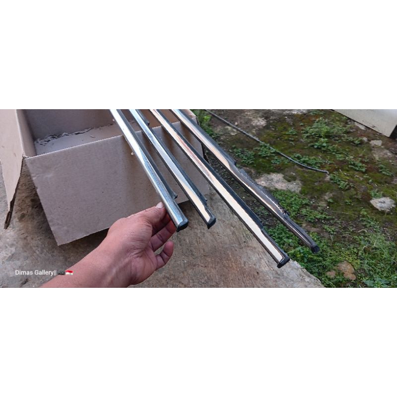 List Chrome pintu Corolla Twincam original