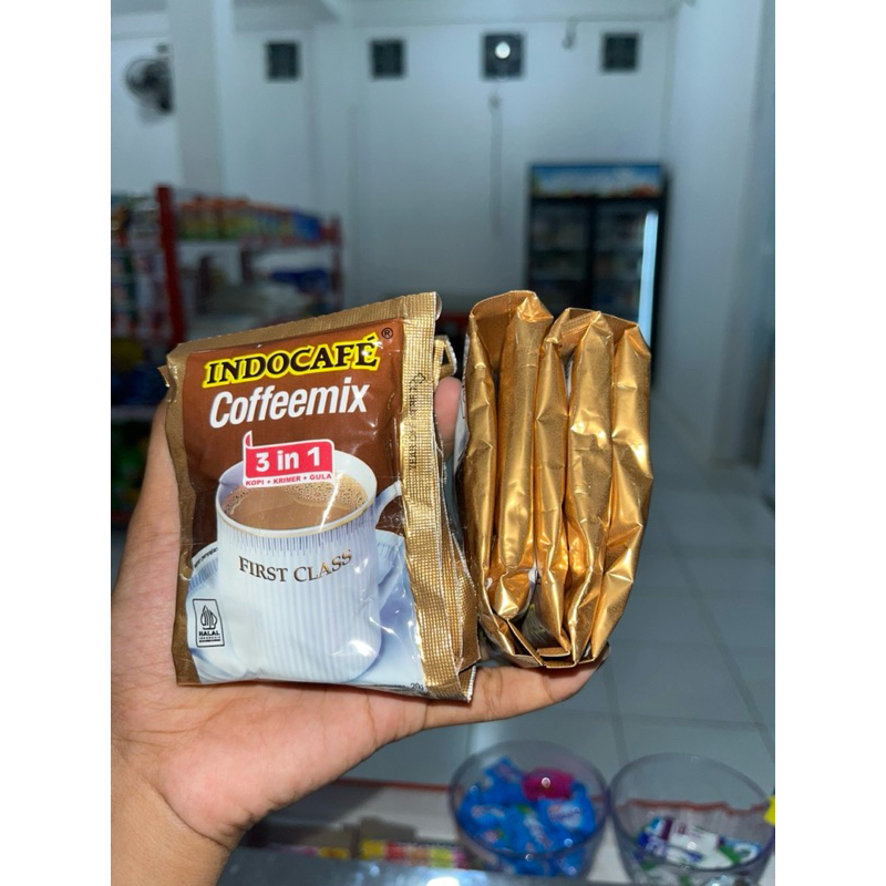 

INDOCAFE COFFEMIX 3in1 per renteng isi 15x20g