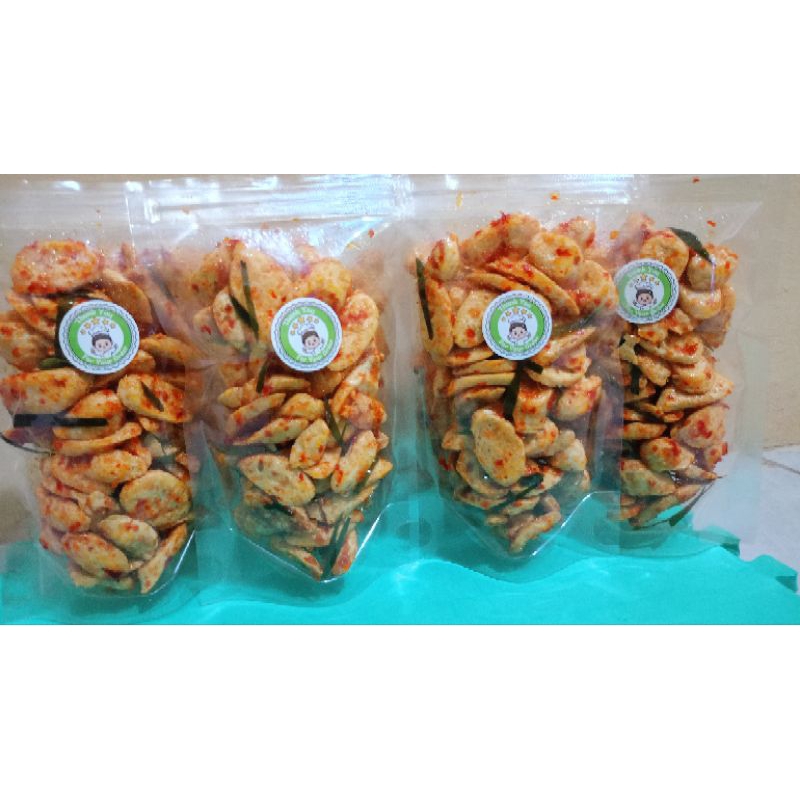 

Otak-otak pedas manis daun jeruk