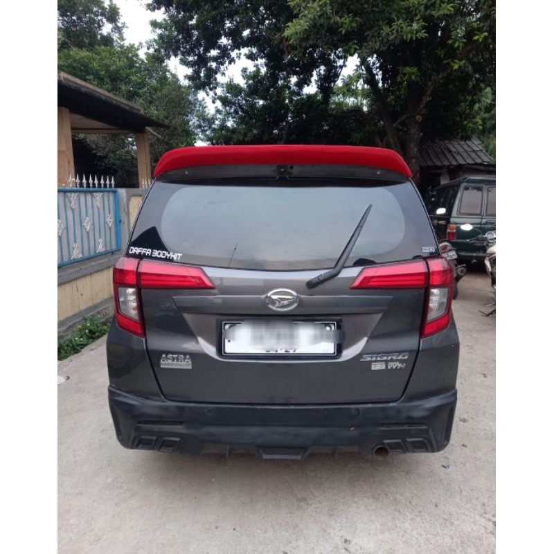 spoiler spoon calya sigra ada hitam putih merah