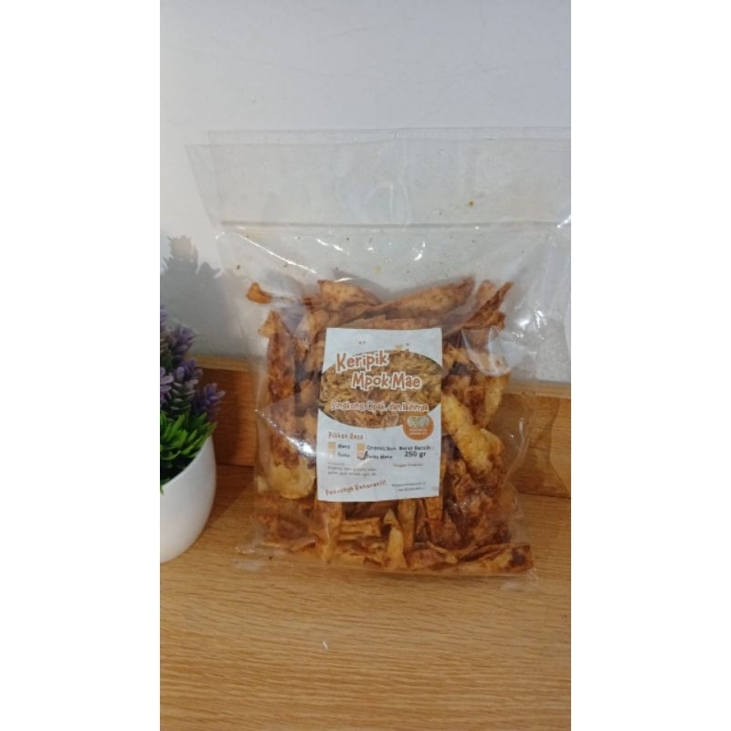 

keripik manggleng singkong pedas manis/pedas asin / ori kemasan 250g