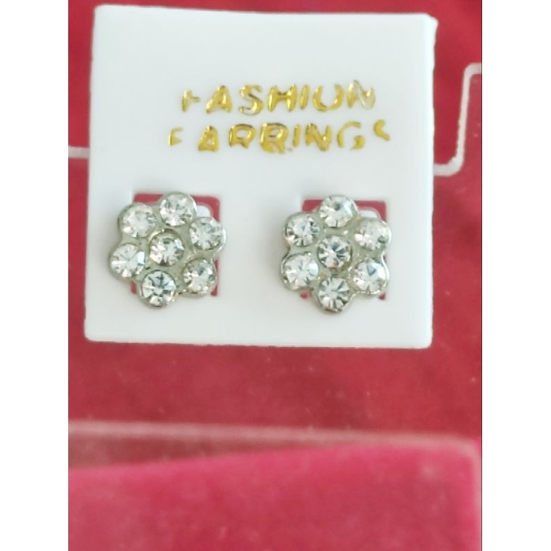 giwang / anting bulat mata 7 warna silver anting titanium, anting anak, anting kristal