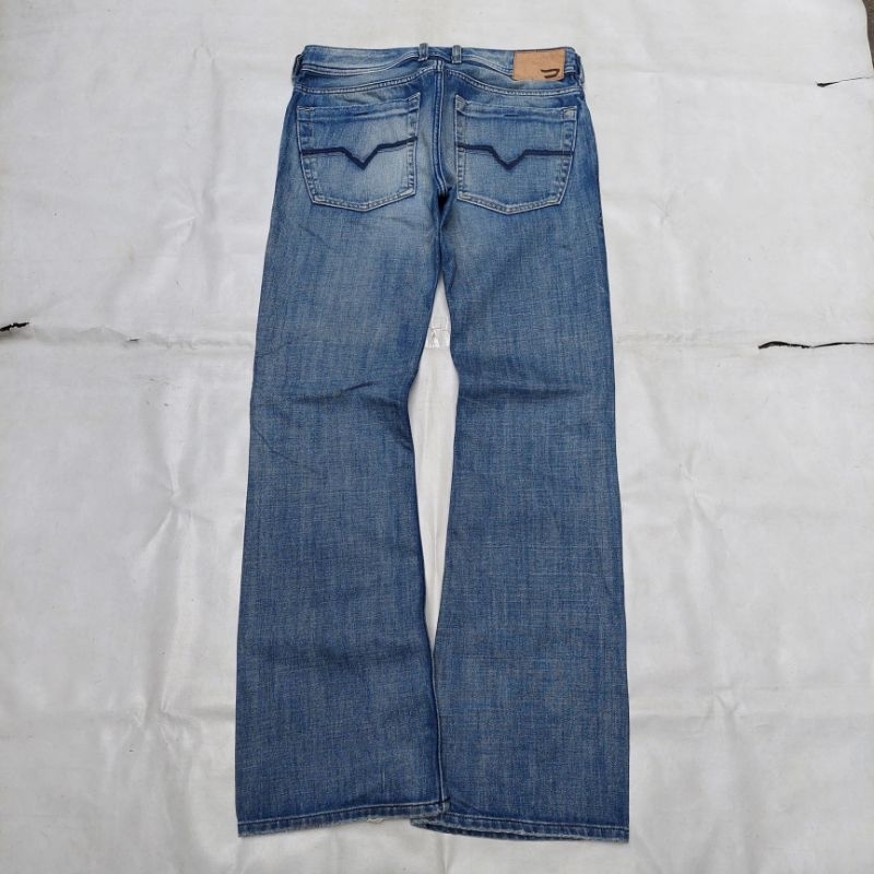 Celana jeans pria, Diesel Zathan