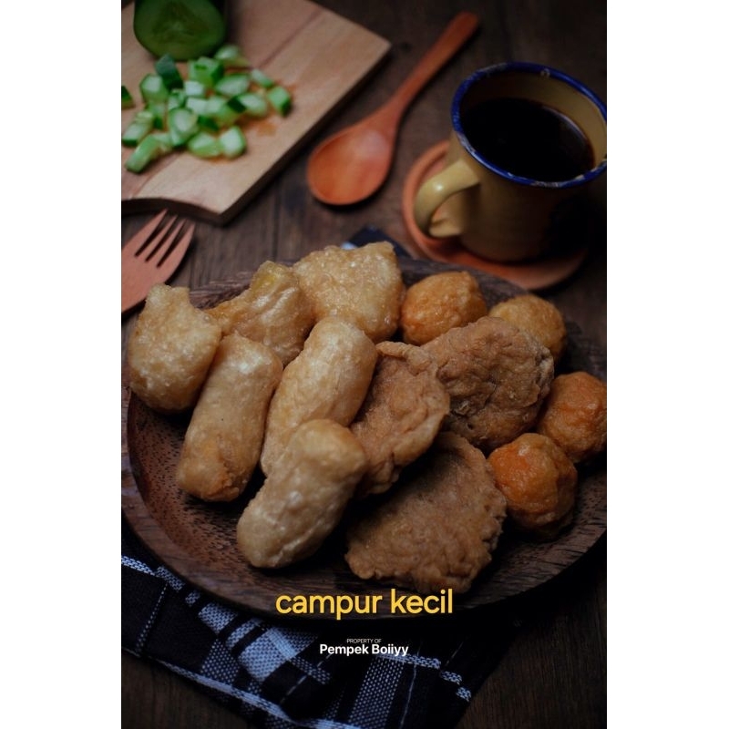 

Pempek campur