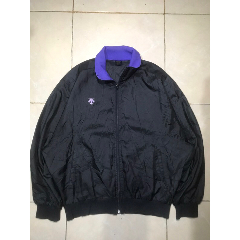 jaket parasut Descente