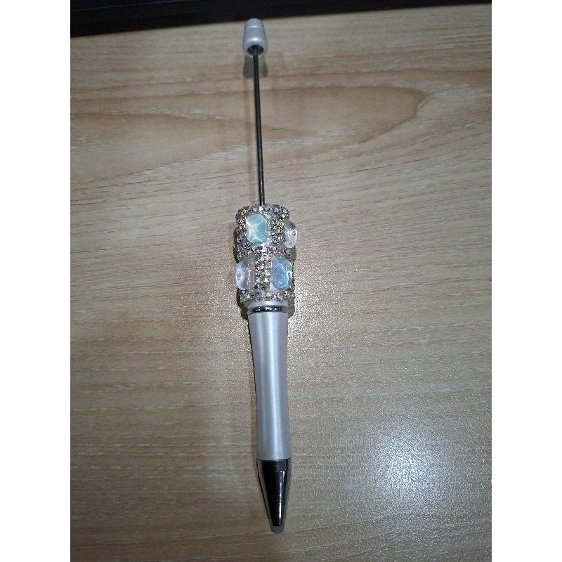 

Pulpen Manik Kristal Berbentuk Kotak Elegan Square Crystal Beadable Pen