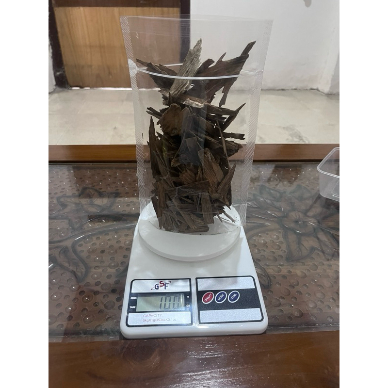 Kayu Gahru Kalimantan ( MALINAU)