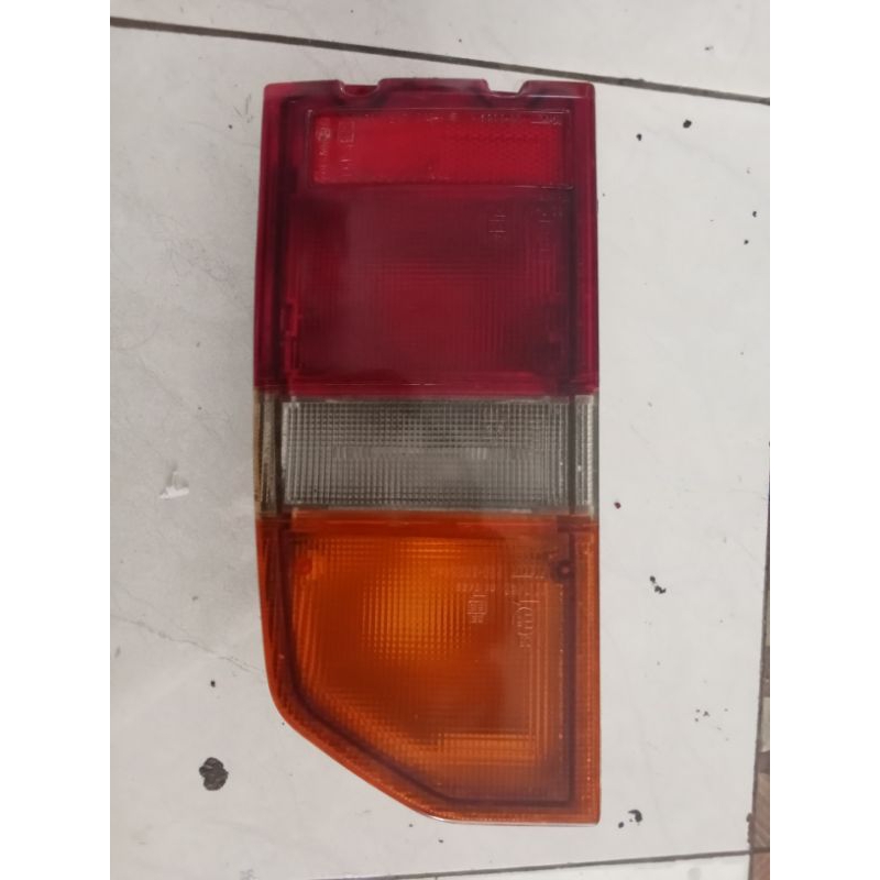 Stoplamp Suzuki Escudo kanan original