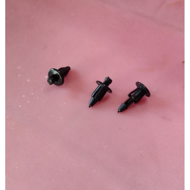 klip rivet body Honda PCX dan ADV