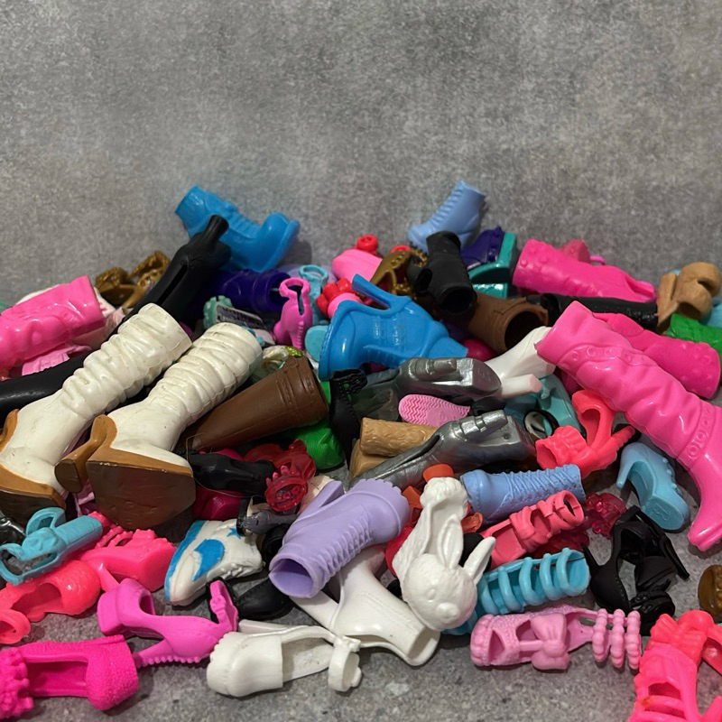 Sepatu Barbie doll Preloved
