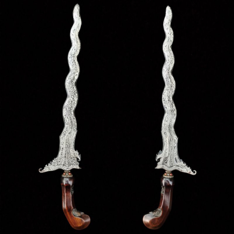 Keris Luk 11 Carito Daleman Pamor Udan Mas Tiban & Ngulit Semongko (Dwi Warna) Pudak Sategal Gonjo K