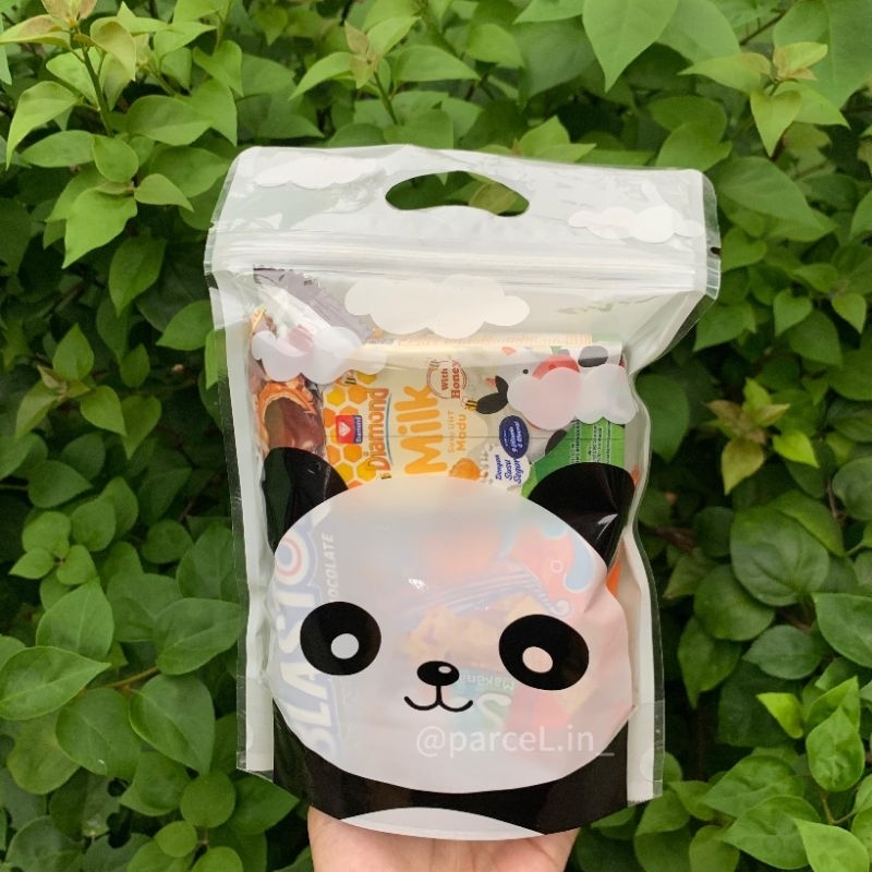 

Mini Gift | Paket Snack Acara | Parcel Mini | Bingkisan Ultah Anak | Gift Snack | Kado Murah | Hadiah Sempro | Parcel Snack | Gift Estetik