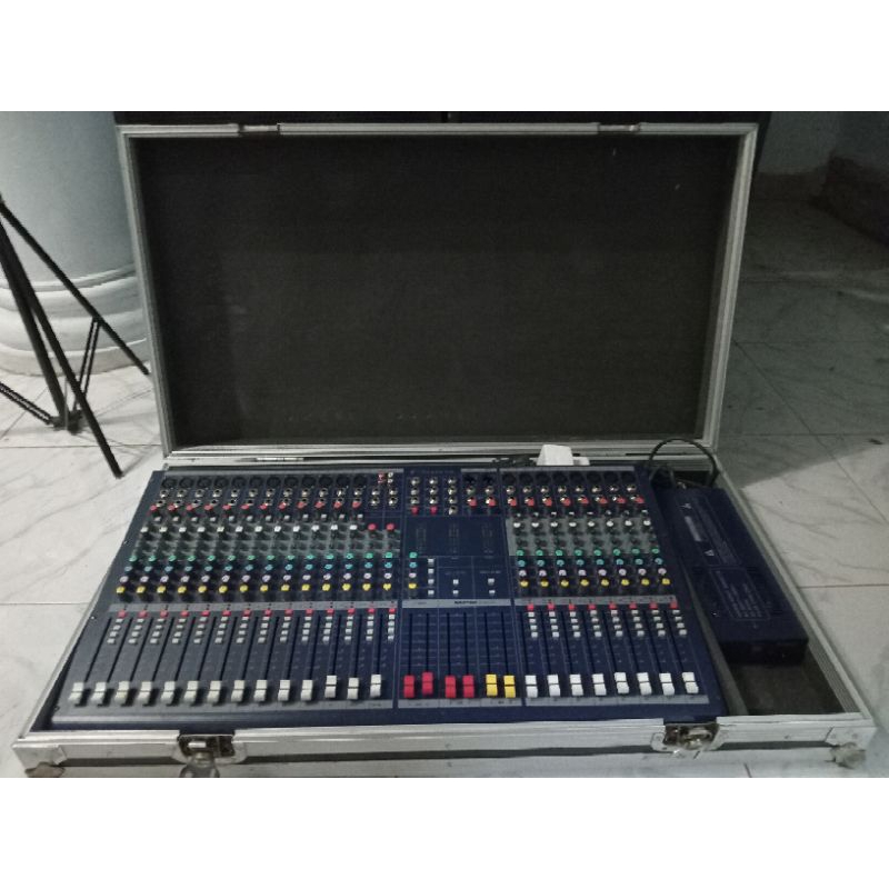Mixer Soundcraft mpm24 channl Original + Hardcase full spons finish Hpl anti gores
