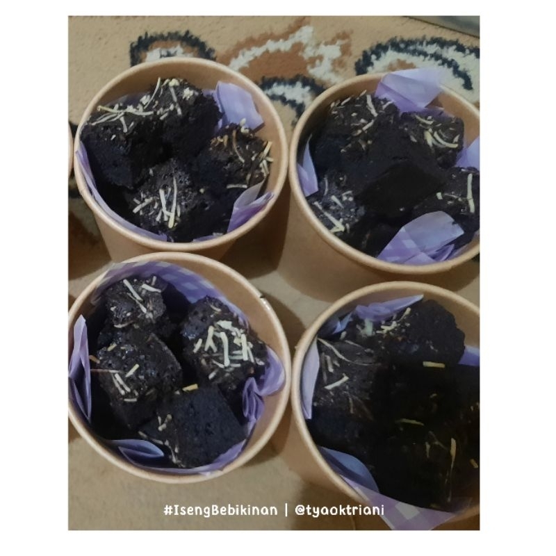 

Brownies in a cup
