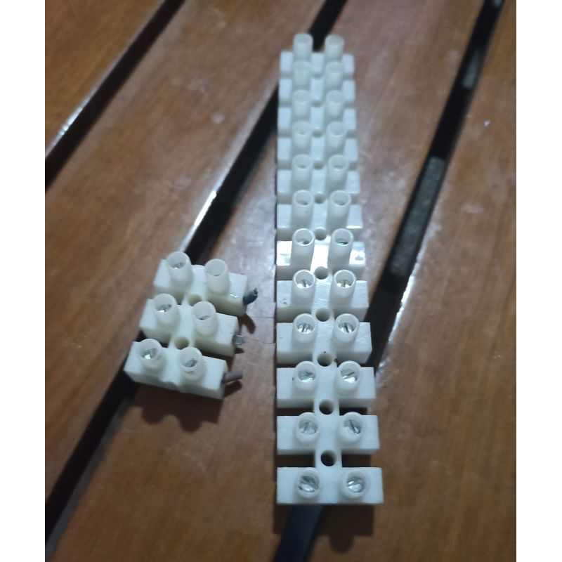 terminal kabel 24sekrup dan 6sekrup - lubang 6mm warna putih