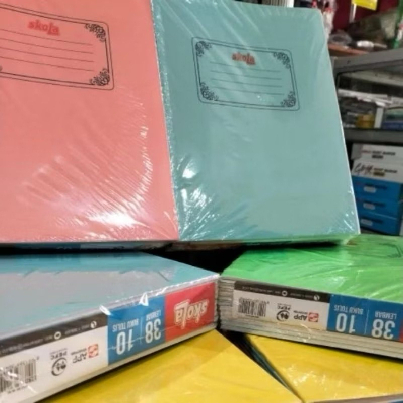 

Buku Tulis SKOLA isi 38
