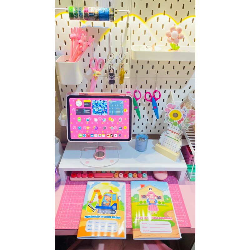 

Buku tulis custom nama