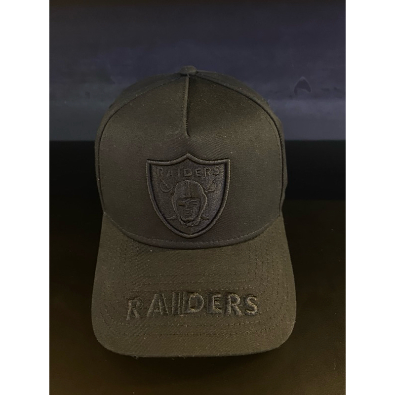 Raiders Black on Black Limited edition Newera