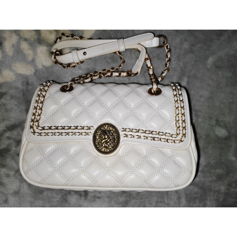 PL Sling Bag Gusachi