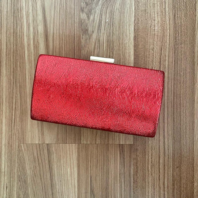 Tas pesta metallic merah clutch