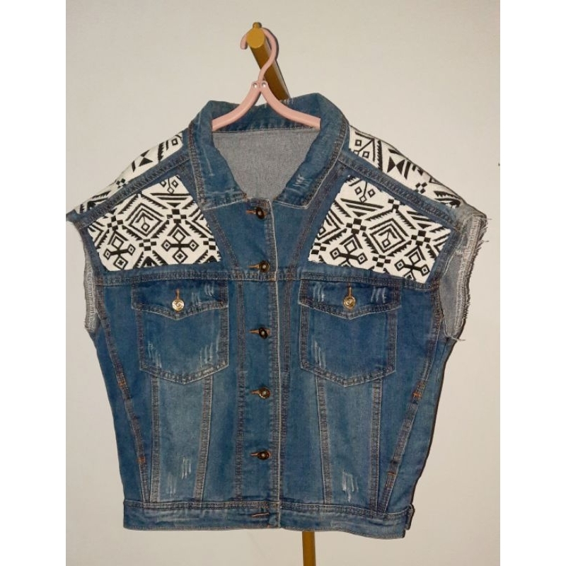 Rompi Jeans Tribal
