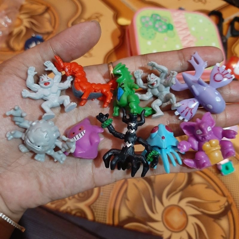 Figure pokemon moncolle kyogre, pokemon machamp dll