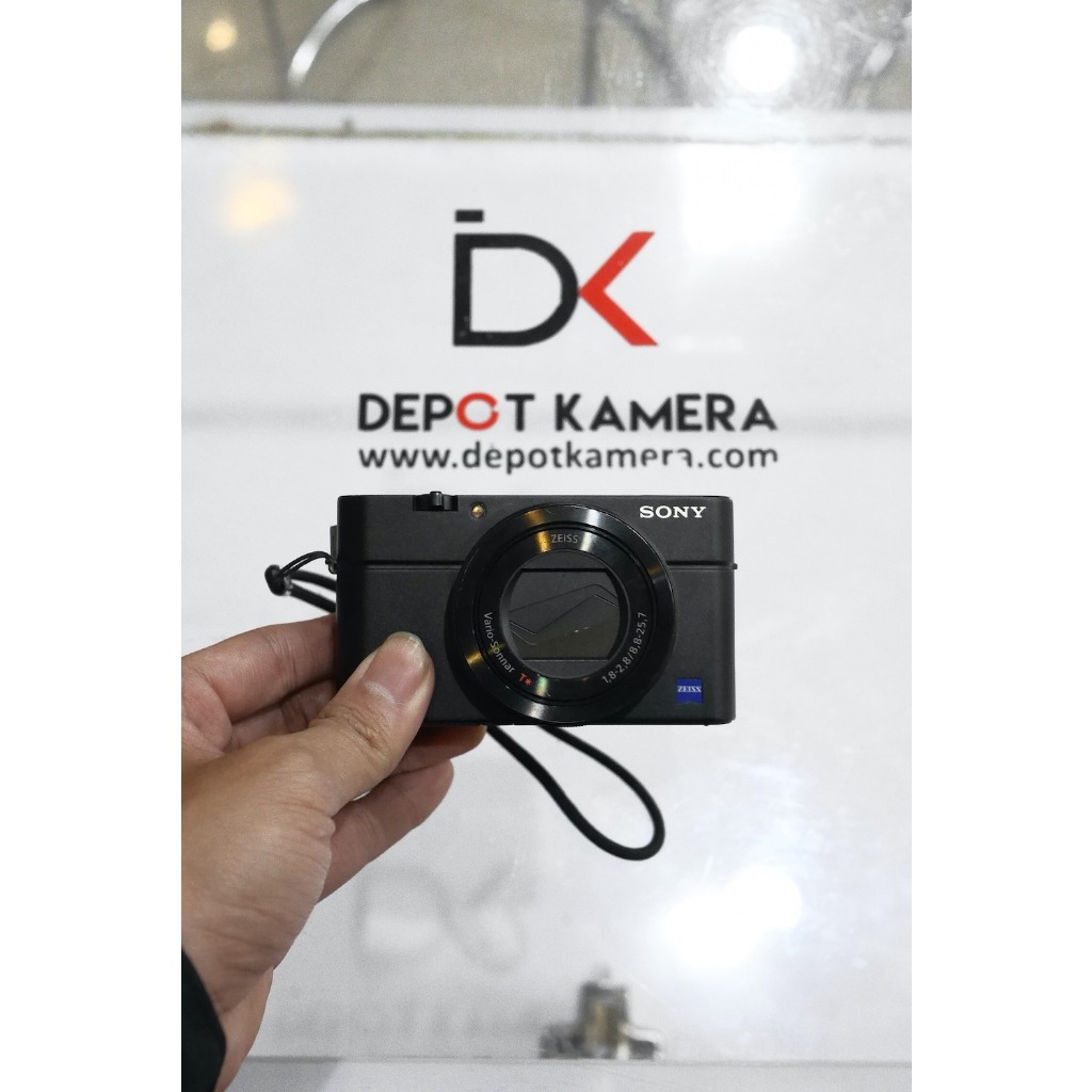 SECOND - SONY RX100 III KODE 337